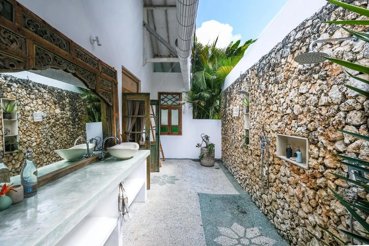 Villa Papaya & Zen Uluwatu  Indonesia